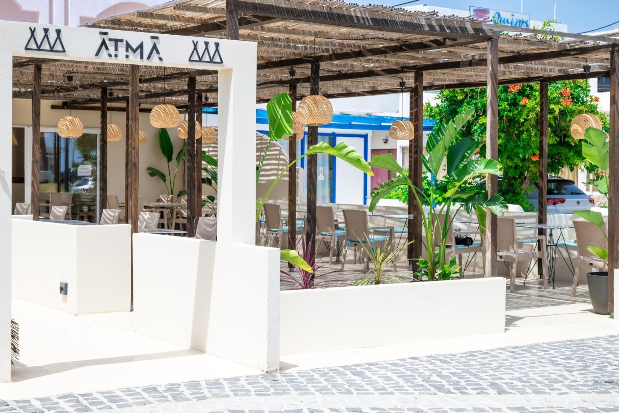 Atma Beach Rooms & Suites 法里拉基 外观 照片